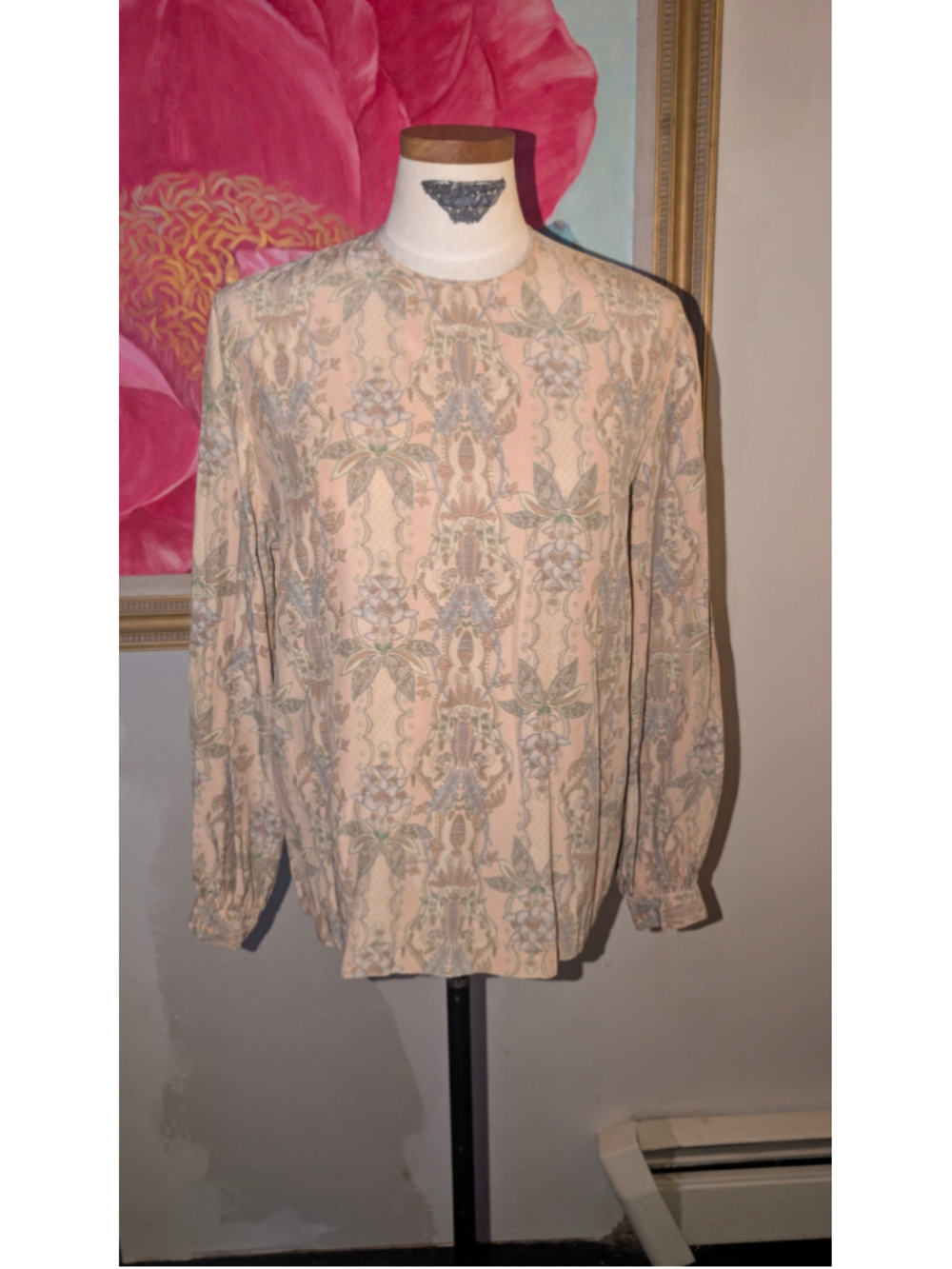 Vintage Liz Caliborne 90s silk Floral Blouse Size M Beige and Blue